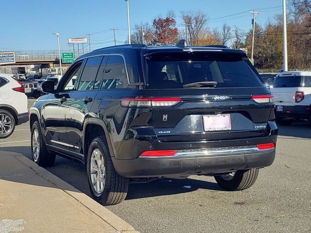 2023 Jeep Grand Cherokee Limited photo 2