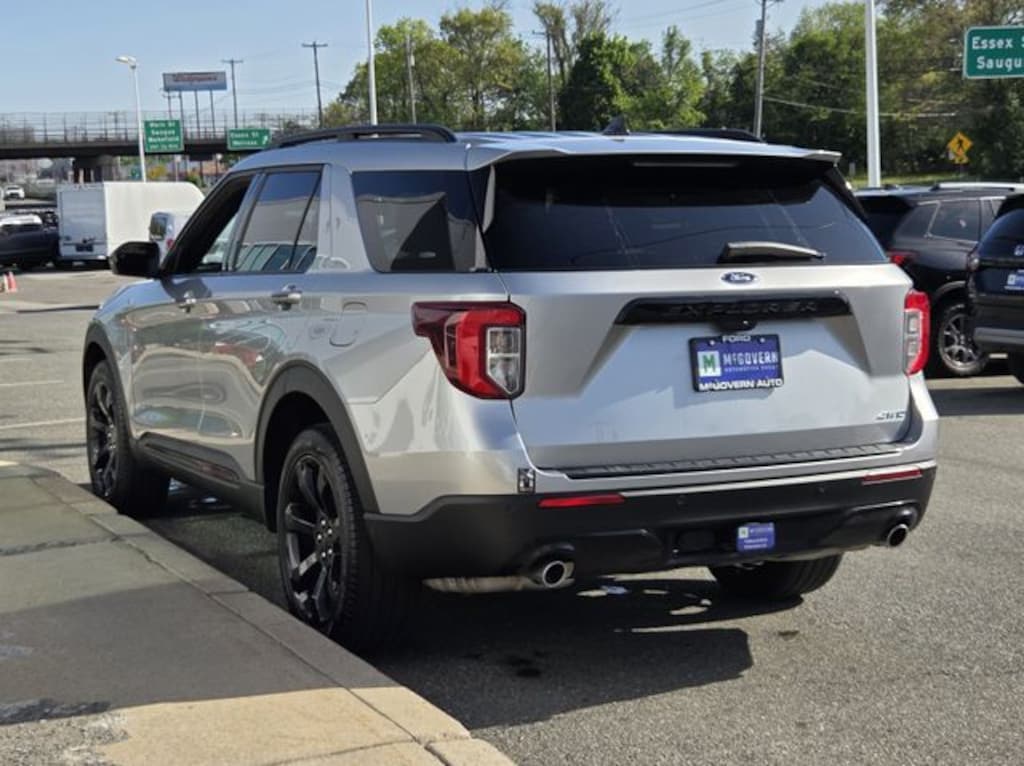 Used 2024 Ford Explorer ST-Line SUV