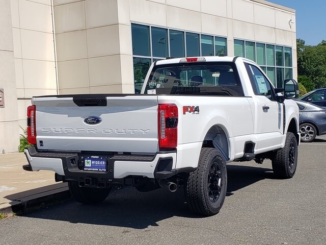 2025 Ford F-250 XL photo 2