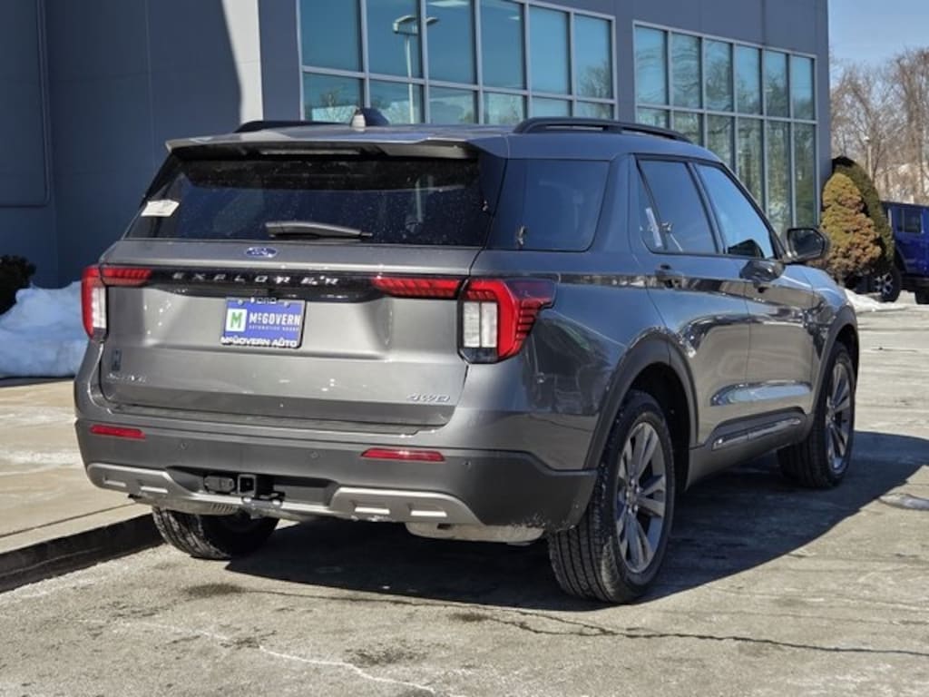 New 2026 Ford Explorer Active SUV