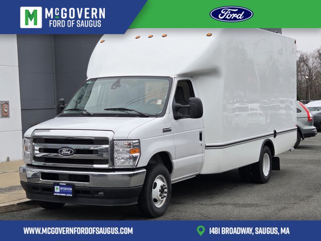 2027 Ford E-Series DRW E-350 Super Duty 158 in WB's photo