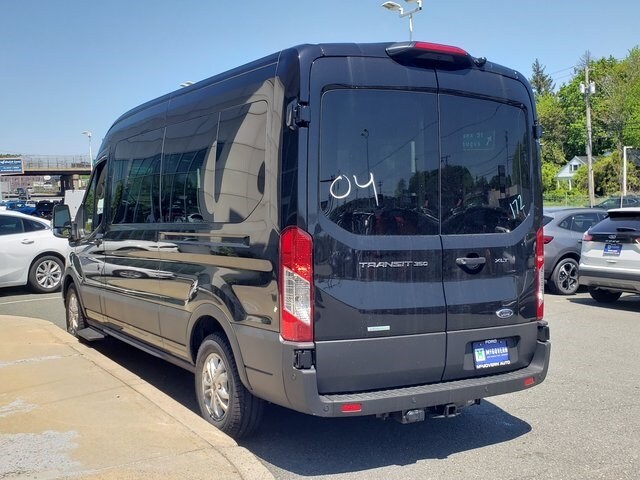2024 Ford Transit XLT photo 2