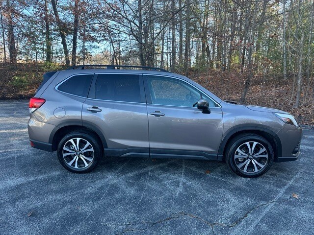 2024 Subaru Forester Limited photo 4