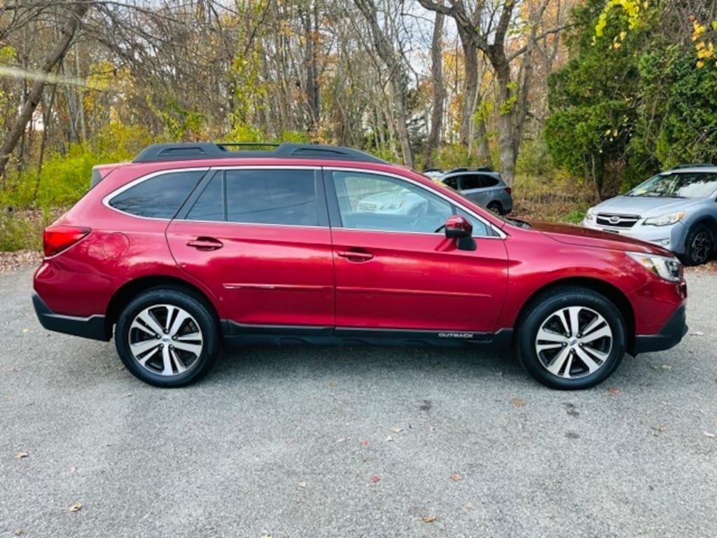 Used 2018 Subaru Outback 2.5i SUV