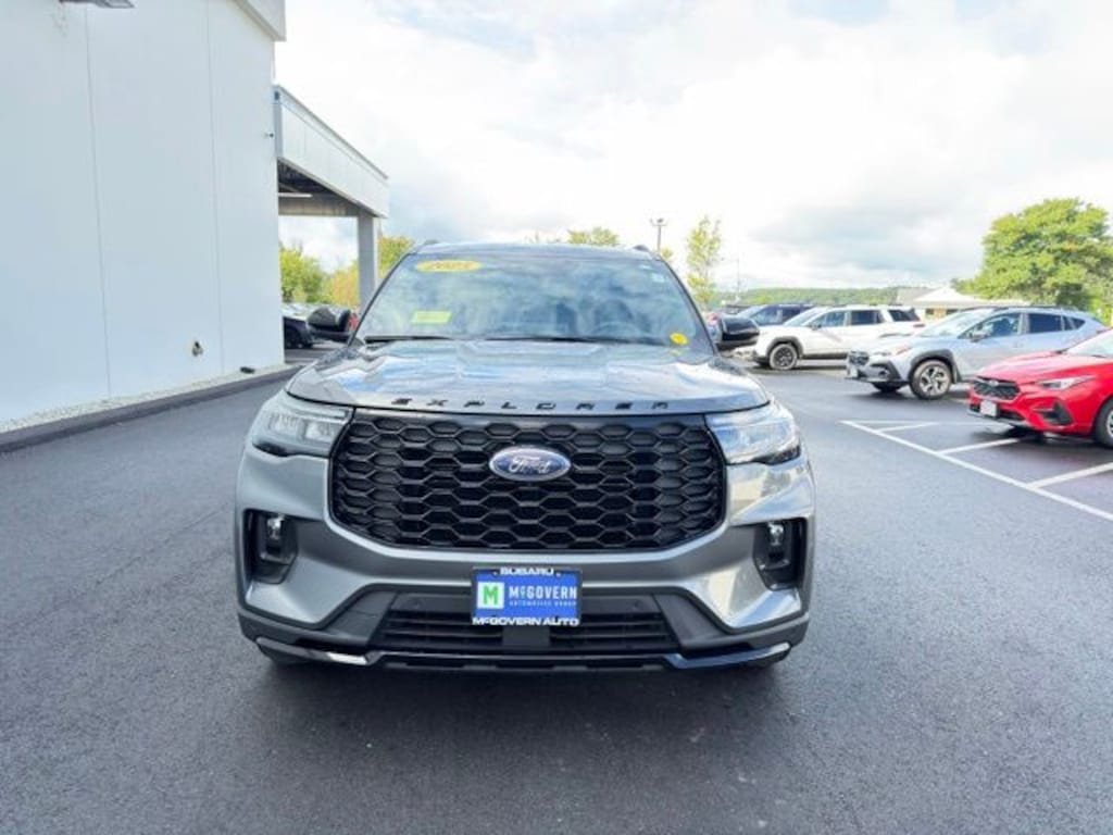 Used 2025 Ford Explorer ST-Line SUV
