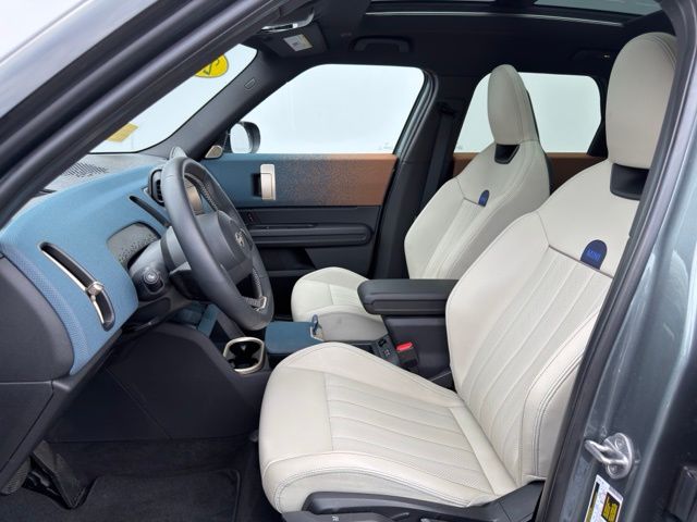 2025 MINI Countryman S - Photo 19