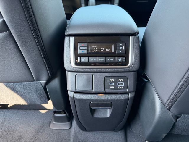 2026 Subaru Ascent Limited - Photo 8
