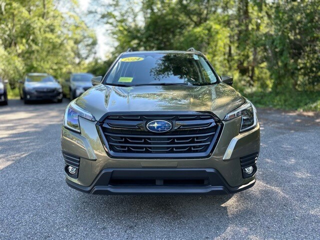 2024 Subaru Forester Limited photo 2