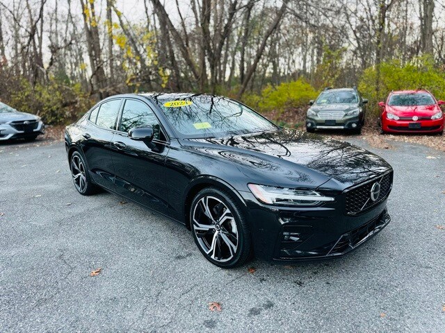 2024 Volvo S60 B5 Core photo 3