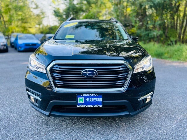 2022 Subaru Ascent Limited photo 2