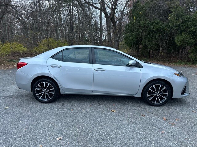 2018 Toyota Corolla SE photo 4