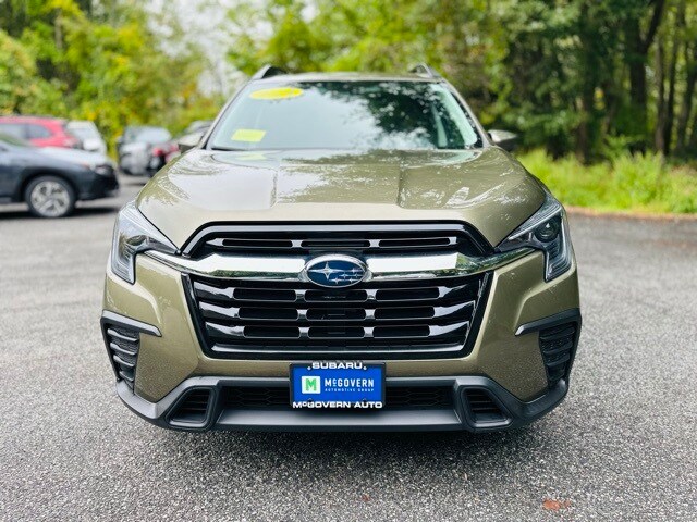 2024 Subaru Ascent Premium photo 2
