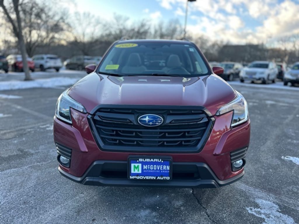 Used 2023 Subaru Forester Premium SUV