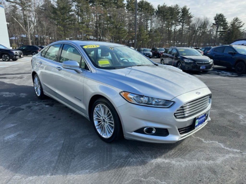 Used 2014 Ford Fusion Hybrid SE Sedan