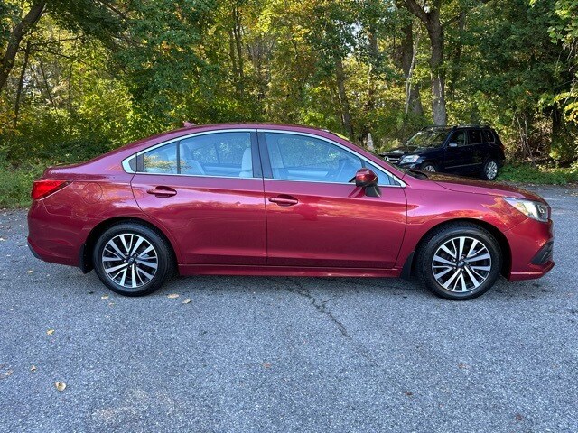 2018 Subaru Legacy 2.5i photo 4