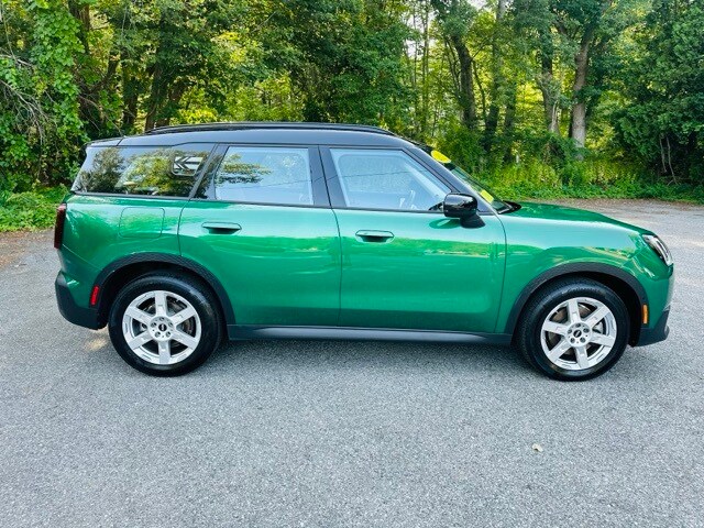 2025 Mini Cooper S ALL4 photo 4