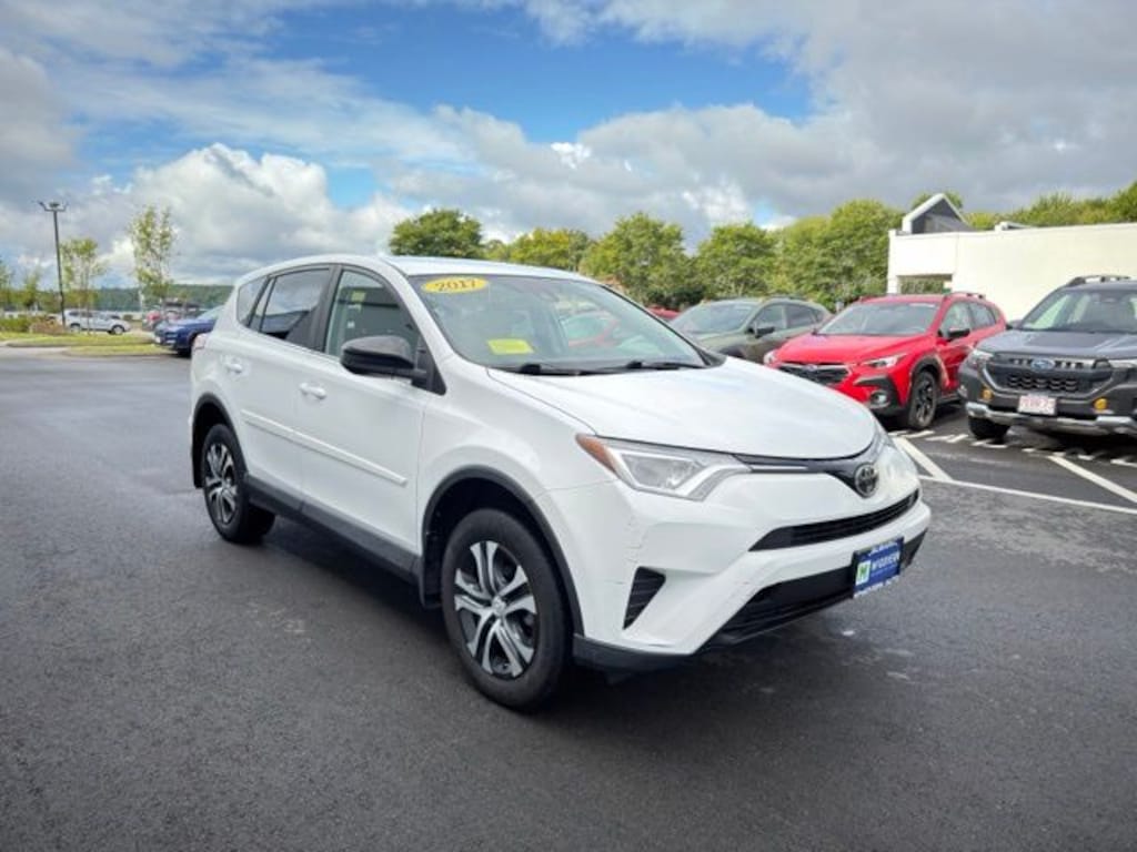 Used 2017 Toyota RAV4 LE SUV