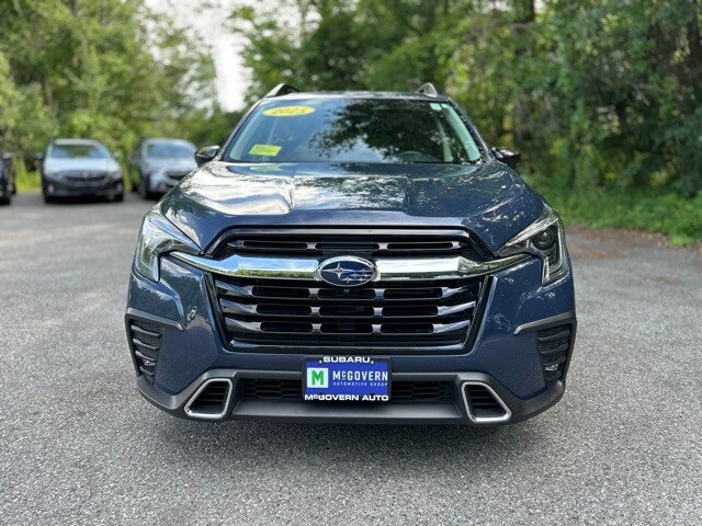 2025 Subaru Ascent Touring photo 2