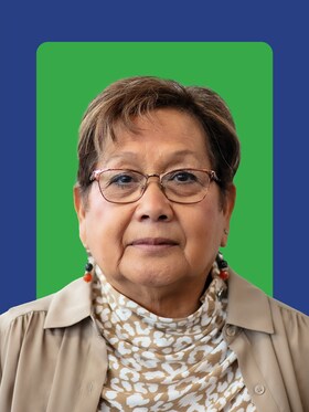Staff member Fran Raymond from ID_6a23e7a15892