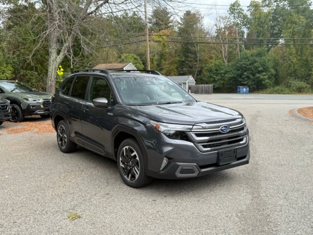 New 2025 Subaru Forester Hybrid Limited SUV