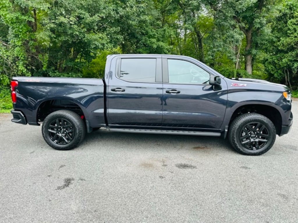 Used 2024 Chevrolet Silverado 1500 LT Trail Boss Truck Crew Cab