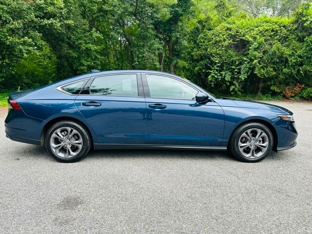 2024 Honda Accord EX photo 4