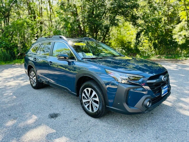 2024 Subaru Outback Premium photo 3