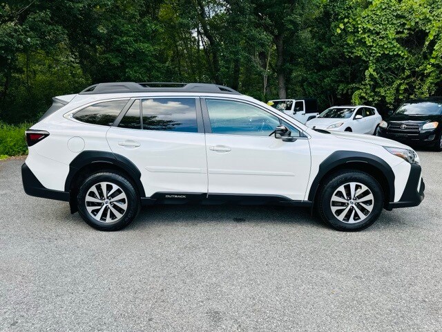 2024 Subaru Outback Premium photo 4