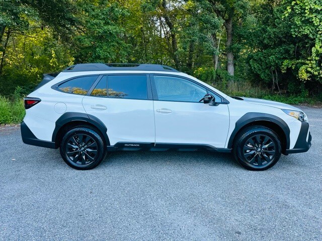 2024 Subaru Outback Onyx Edition photo 4