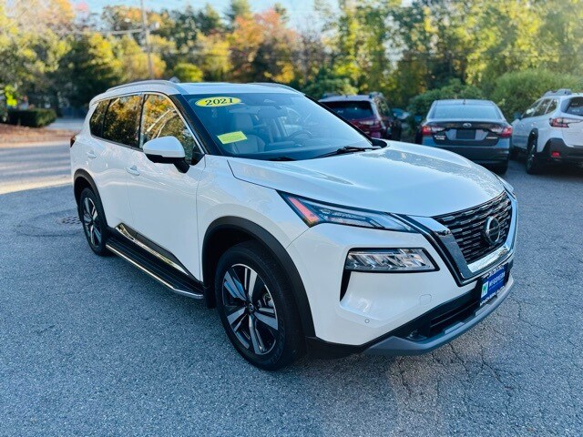 2021 Nissan Rogue SL photo 3