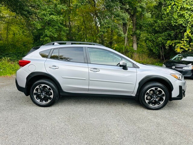 2023 Subaru Crosstrek Premium photo 4