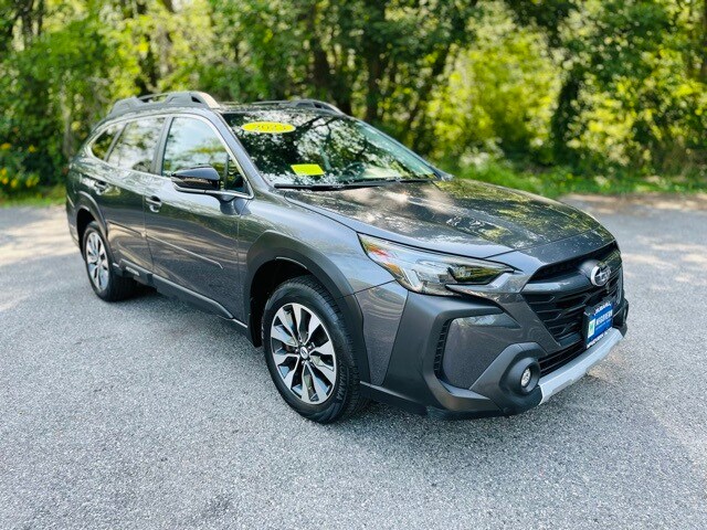 2023 Subaru Outback Limited photo 3