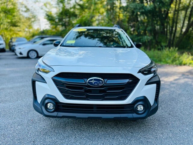2024 Subaru Outback Onyx Edition photo 2
