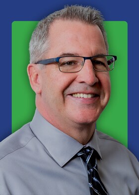 Staff member Kevin Flynn from ID_274a9264c45a