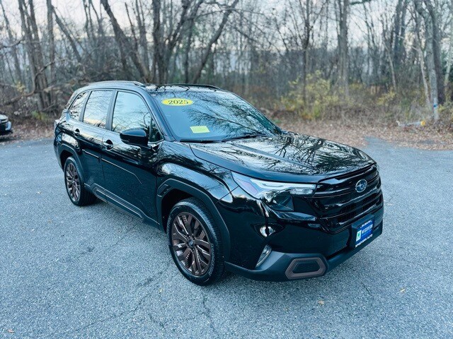 2025 Subaru Forester Sport photo 2