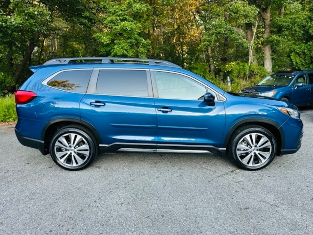 Used 2022 Subaru Ascent Limited SUV
