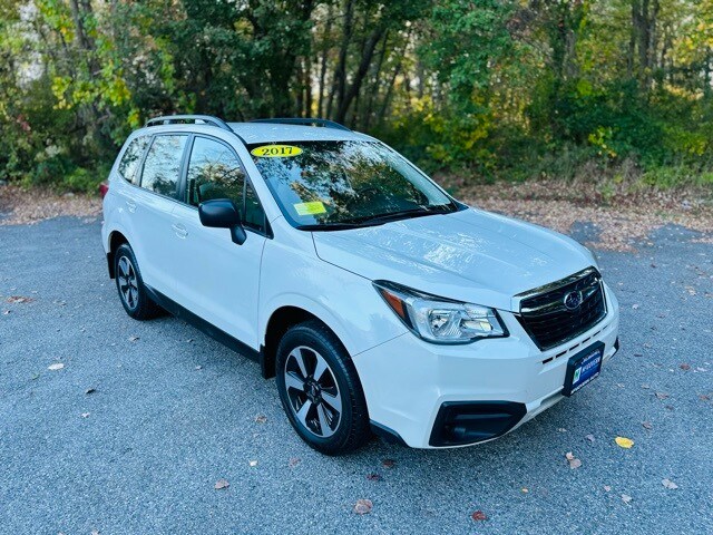 2017 Subaru Forester 2.5i photo 3