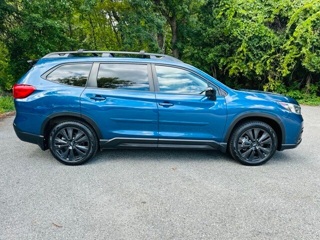 2022 Subaru Ascent Onyx Edition photo 3