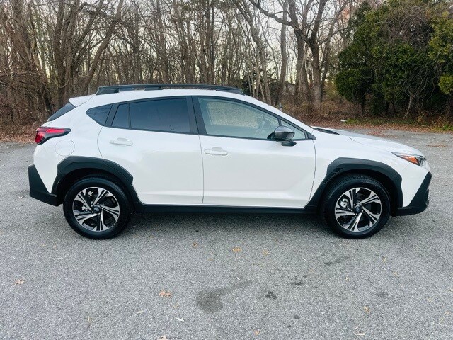 2025 Subaru Crosstrek Premium photo 4