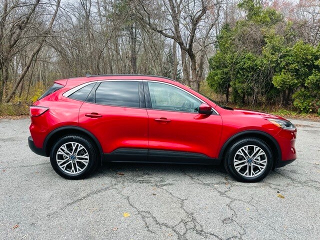 2021 Ford Escape SEL photo 4