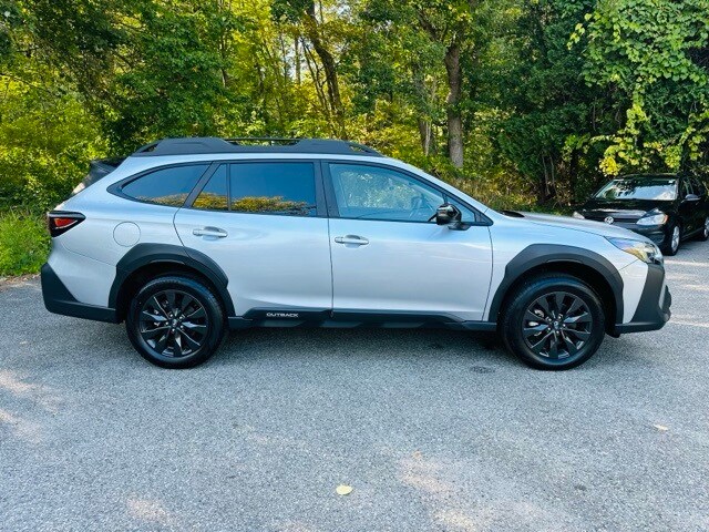 2024 Subaru Outback Onyx Edition photo 4