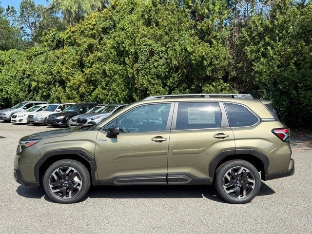 2025 Subaru Forester Limited photo 4