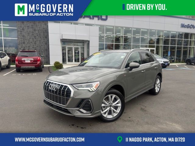 2025 Audi Q3 45 TFSI S Line Premium quattro's photo