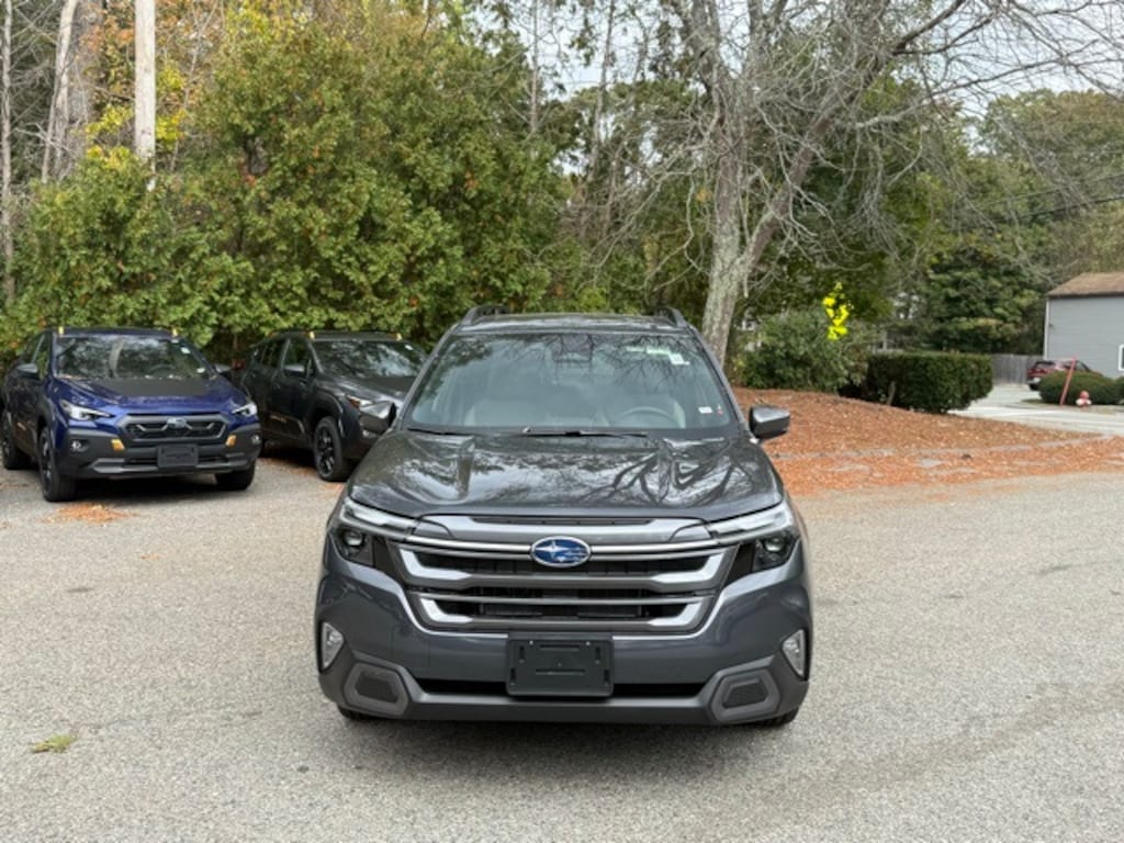 New 2025 Subaru Forester Hybrid Limited SUV