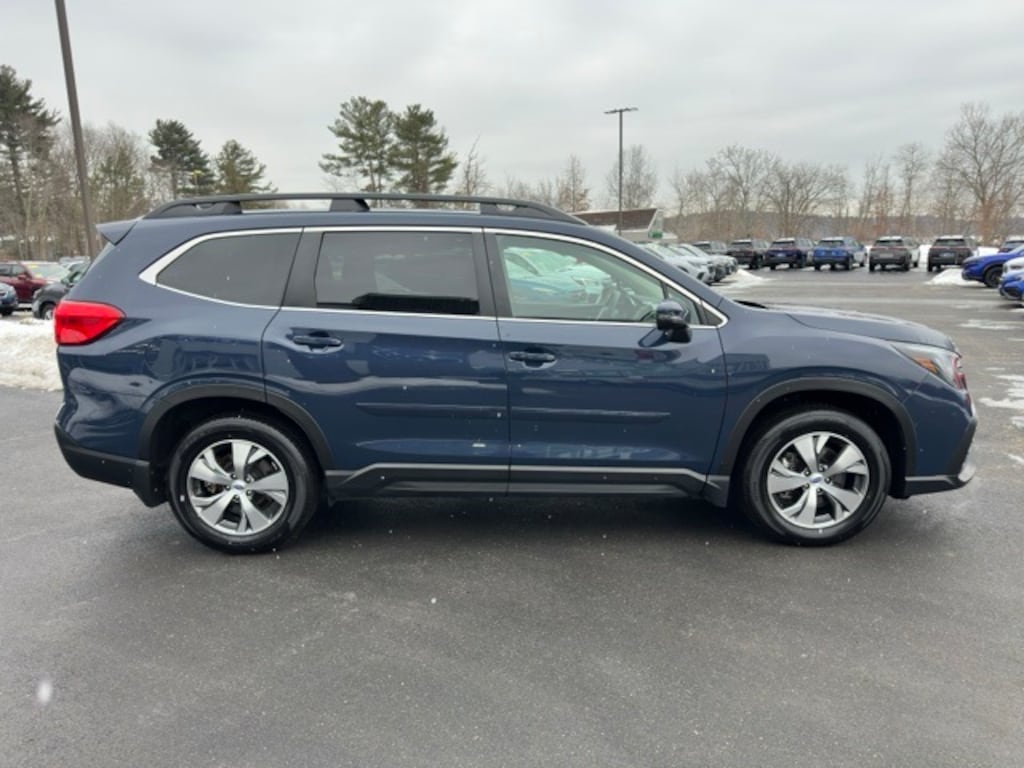 Used 2023 Subaru Ascent Premium SUV
