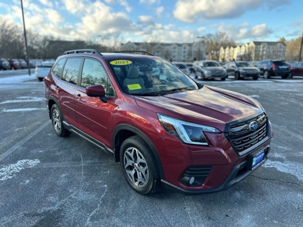 Used 2023 Subaru Forester Premium SUV