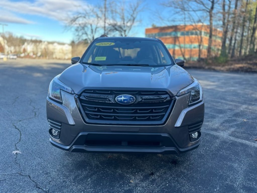 Used 2024 Subaru Forester Limited SUV