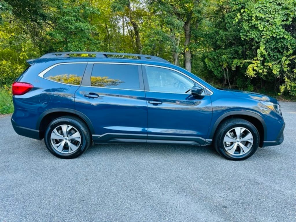 Used 2024 Subaru Ascent Premium SUV
