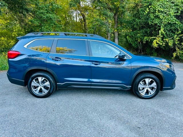 2024 Subaru Ascent Premium photo 4
