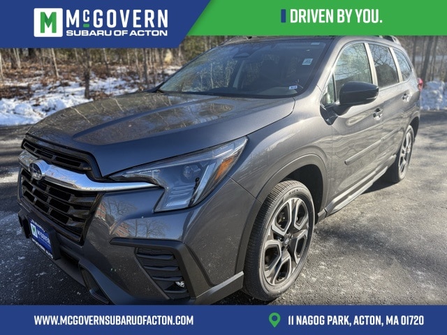 2025 Subaru Ascent Limited's photo